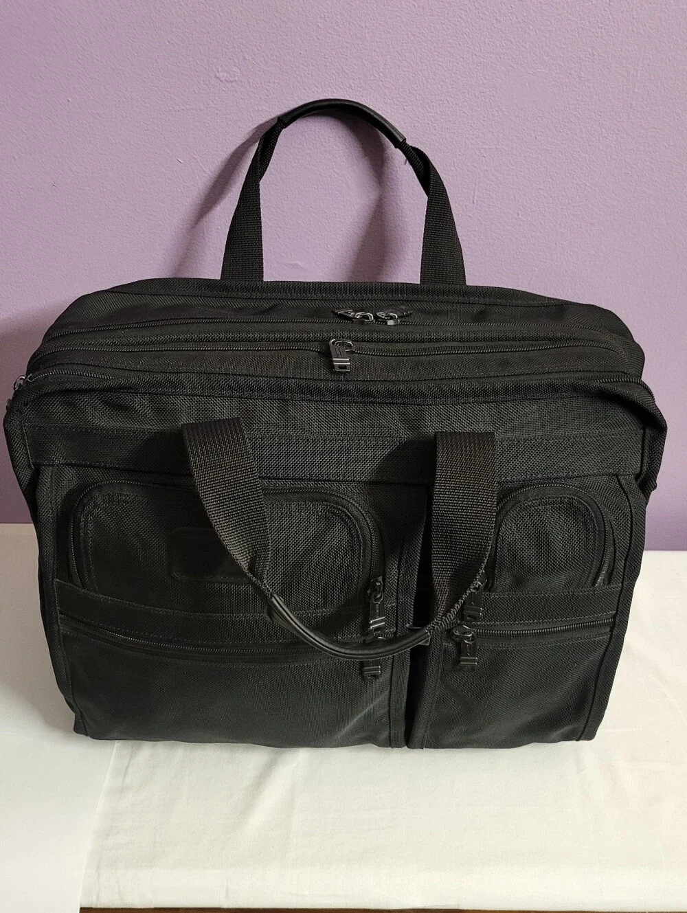 TUMI Alpha Deluxe Shoulder Messenger Bag Multi-Pocket BRIEFCASE Organizer 2621D3